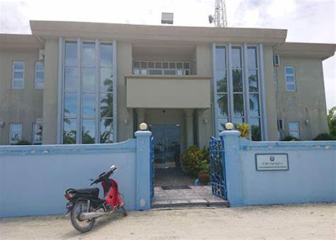 އައްޑޫއިން 62 އަހަރުގެ މީހަކު މަސްތުވާތަކެއްޔާއެކު ހައްޔަރުކޮށްފި